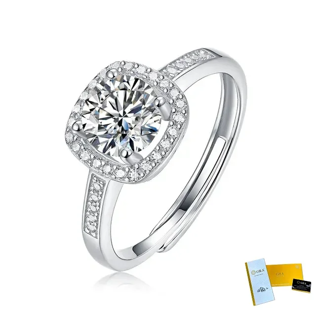 1 carat moissanite ring