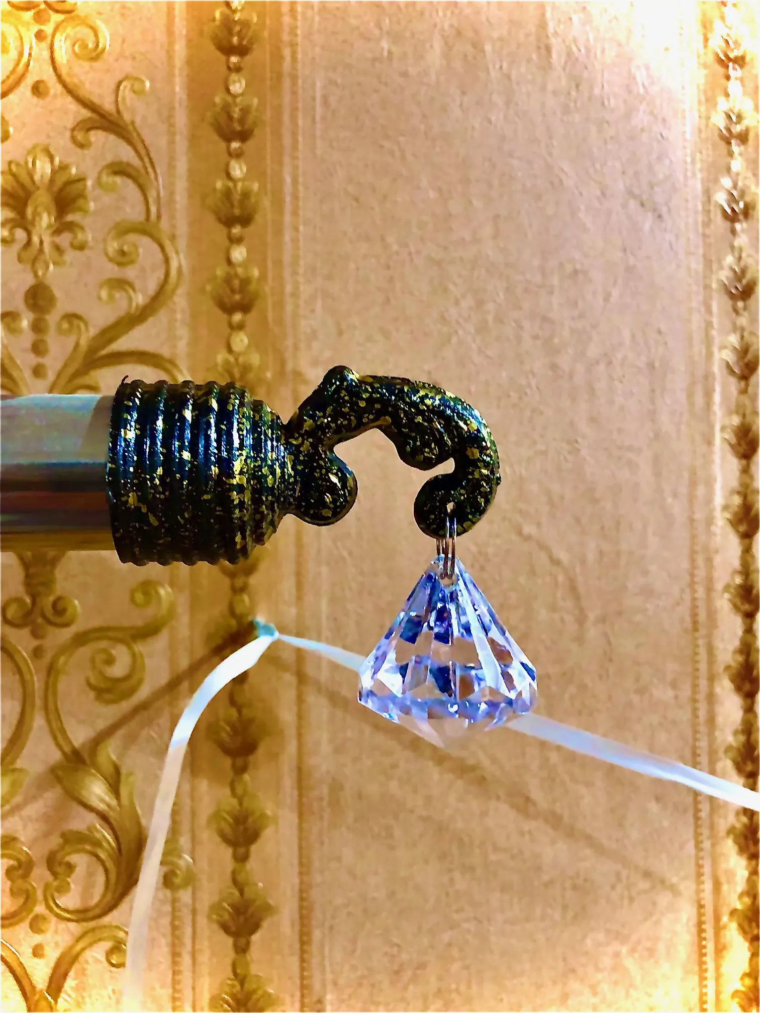 Chrome Crystal Rod Ends Holder