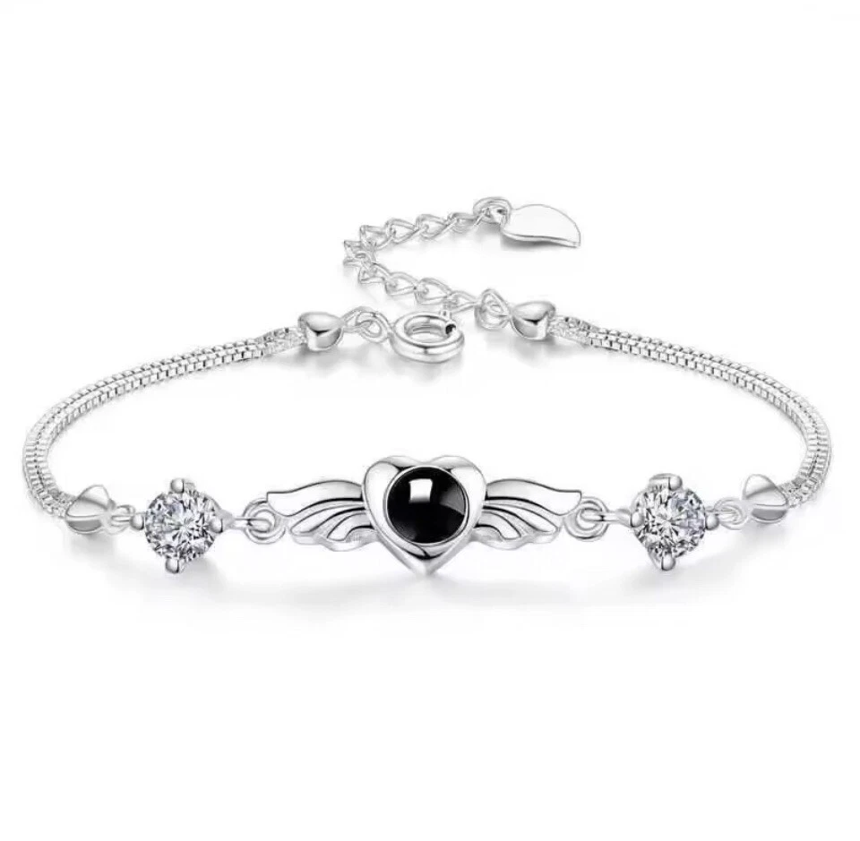 I Love You in 100 Languages” – The Most Romantic Jewelry Gift Ever