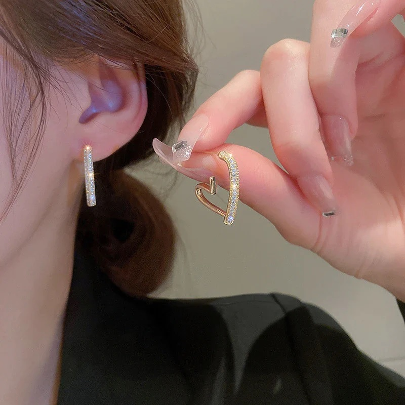 Eva and Esh Love Heart Earrings - Women Fashion Jewelry